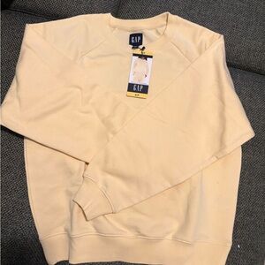 Butter yellow Gap sweatshirt